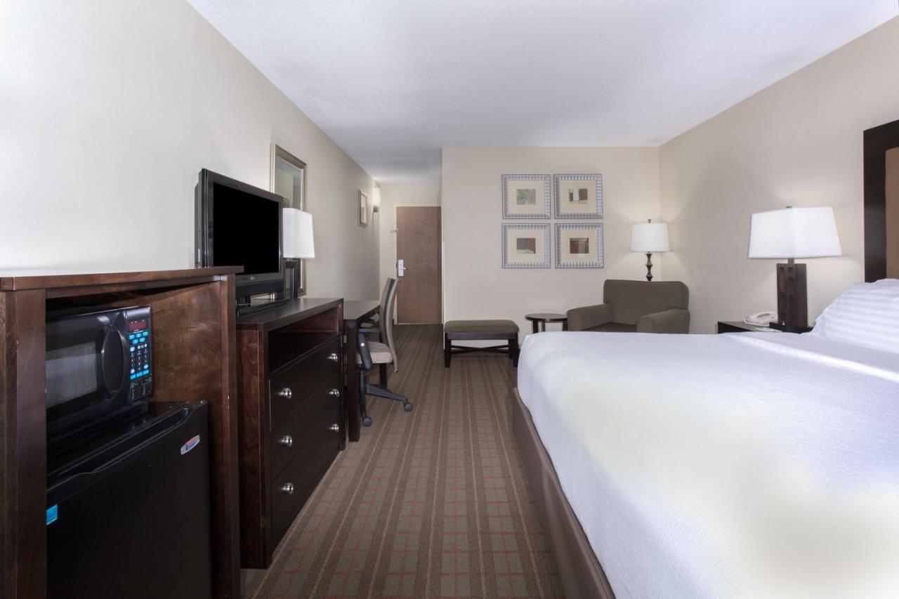ฮอลิเดย์ อินน์ ริเวอร์ตัน-คอนเวนชัน เซ็นเตอร์ Hotel ภายนอก รูปภาพ