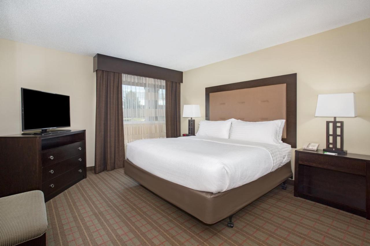 ฮอลิเดย์ อินน์ ริเวอร์ตัน-คอนเวนชัน เซ็นเตอร์ Hotel ภายนอก รูปภาพ